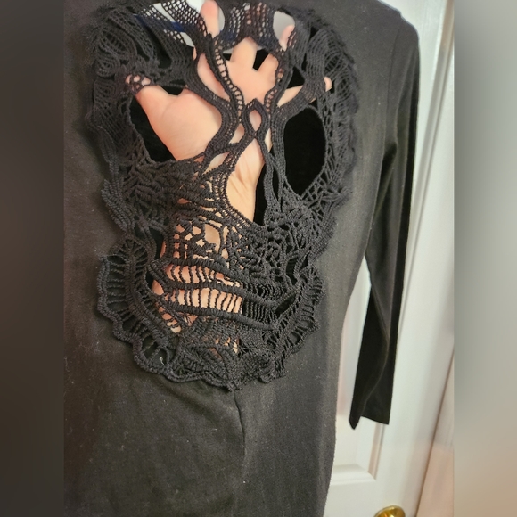 Modcloth Crochet Skull long-sleeved top - Picture 7 of 9